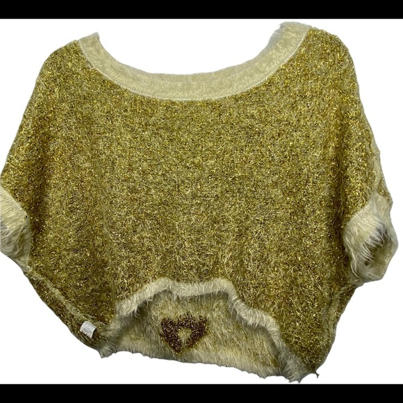 36 Point 5 Women’s Cropped Sweater S Cream Gold Fuzzy Glittery Dolman Sleeves. - Picture 11 of 12